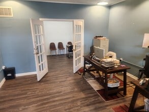 20-40 E 8th St, Front Royal, VA for lease Building Photo- Image 1 of 14