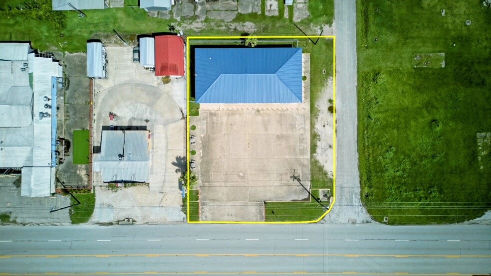 8799 State Highway 35 N, Van Vleck, TX for sale - Building Photo - Image 2 of 57