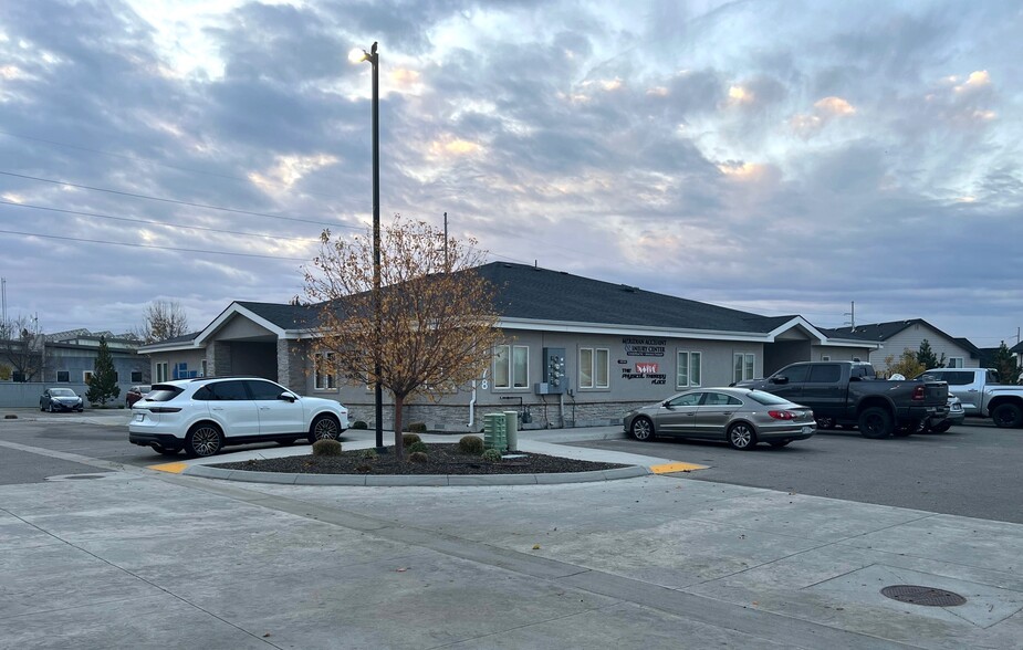 1678 S Woodsage Ave, Meridian, ID for lease - Building Photo - Image 2 of 10