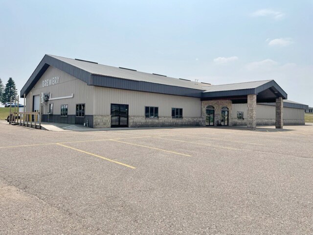 1103 N Main St, Marion, WI for sale - Building Photo - Image 1 of 1