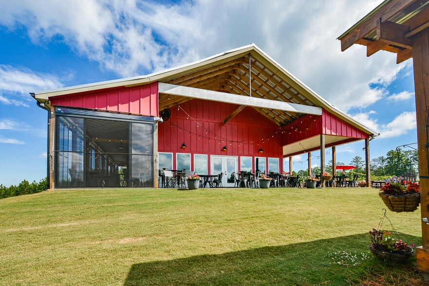 119 Inland Dr, Talking Rock, GA for sale - Building Photo - Image 2 of 16