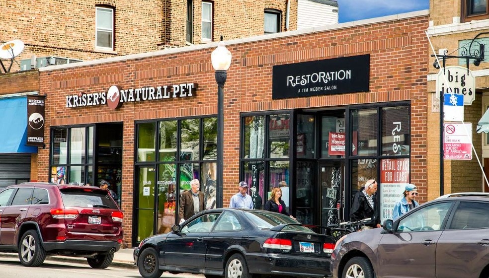 Andersonville Retail Portfolio portfolio of 2 properties for sale on LoopNet.com - Primary Photo - Image 3 of 10