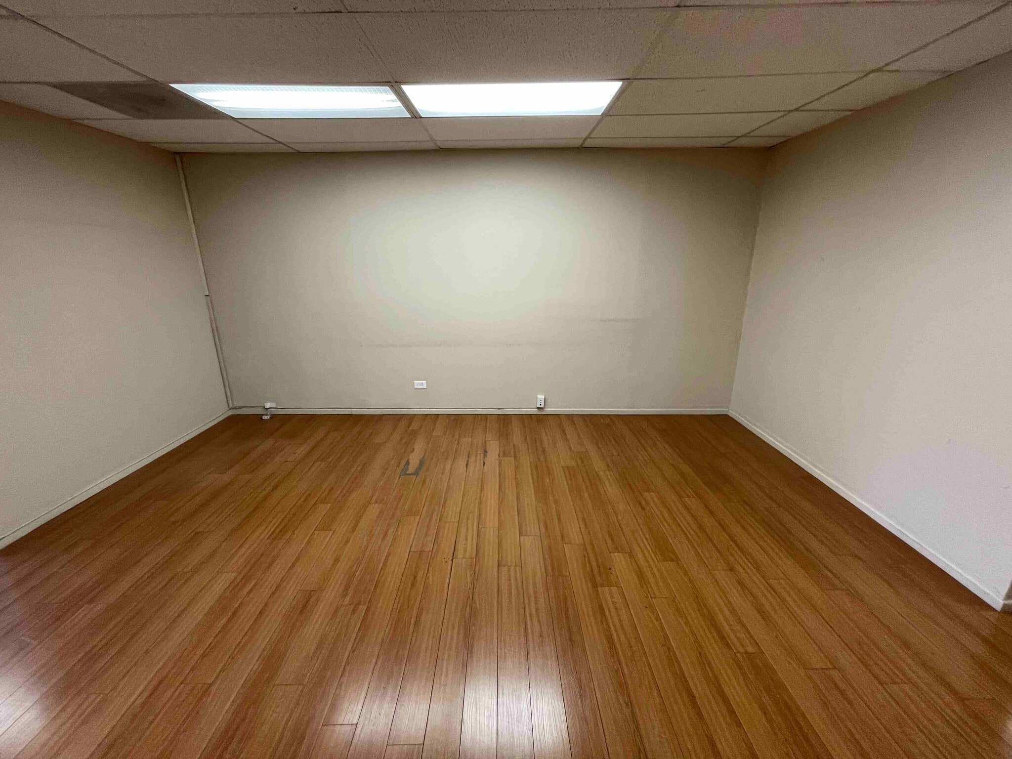 6450 Bellingham Ave, North Hollywood, CA for sale Interior Photo- Image 1 of 15