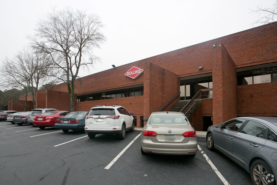 3300 Northeast Expy, Atlanta, GA for sale - Primary Photo - Image 1 of 1