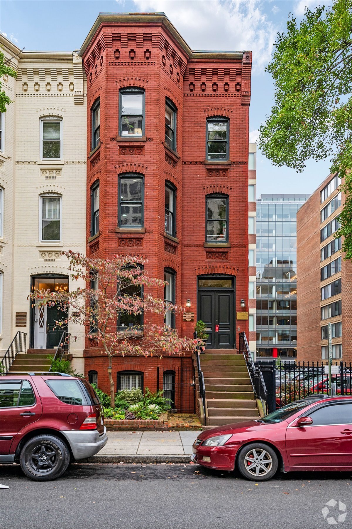 1914 Sunderland Pl NW, Washington, DC for sale Building Photo- Image 1 of 5