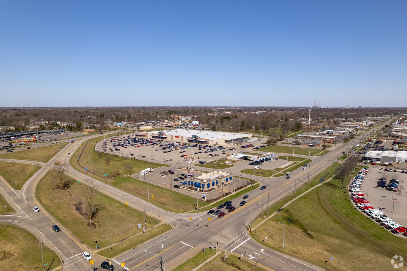 6200 S Pennsylvania Ave, Lansing, MI 48911