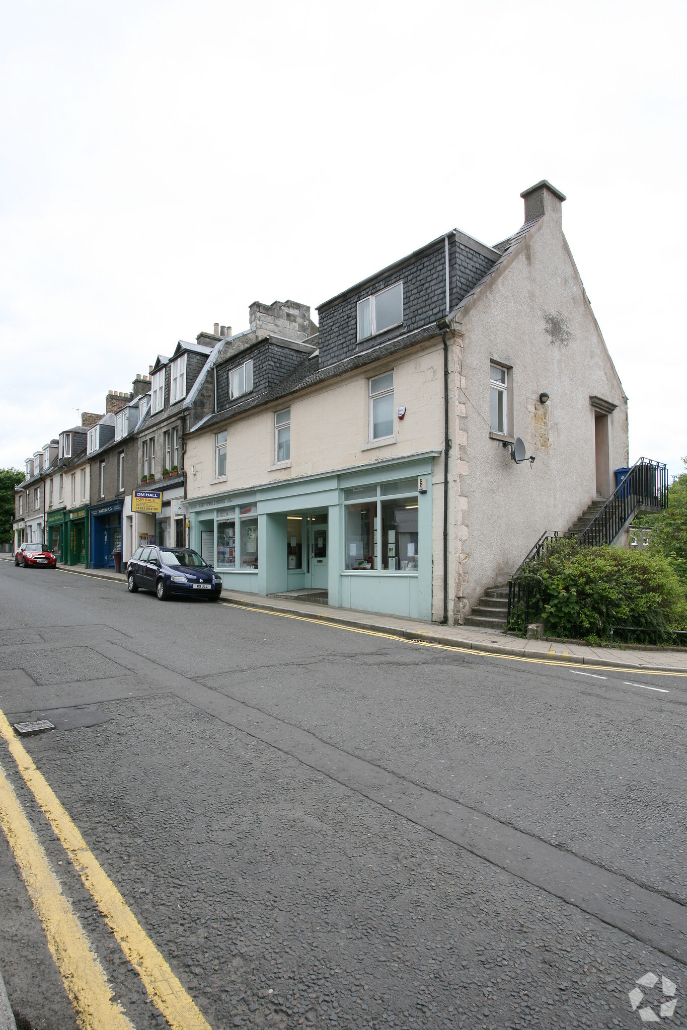 18-24 Chalmers St, Dunfermline for lease Primary Photo- Image 1 of 4