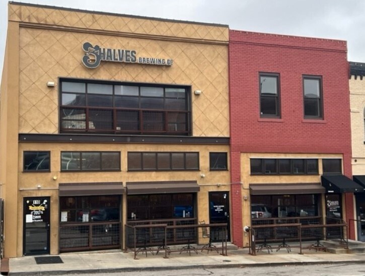 110-112 E Kansas St, Liberty, MO for sale Building Photo- Image 1 of 1