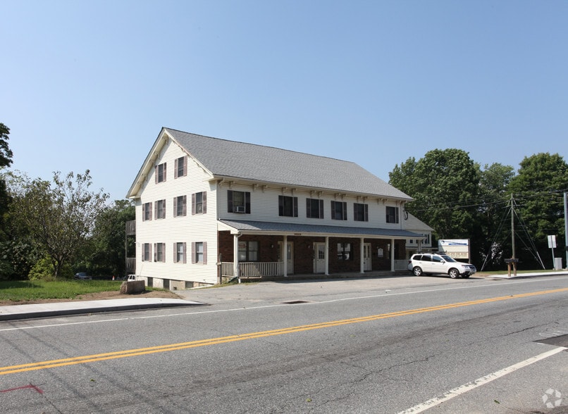 505-511 Norwich Rd, Plainfield, CT for lease - Primary Photo - Image 1 of 7