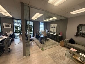 6404 Wilshire Blvd, Los Angeles, CA for lease Interior Photo- Image 2 of 5
