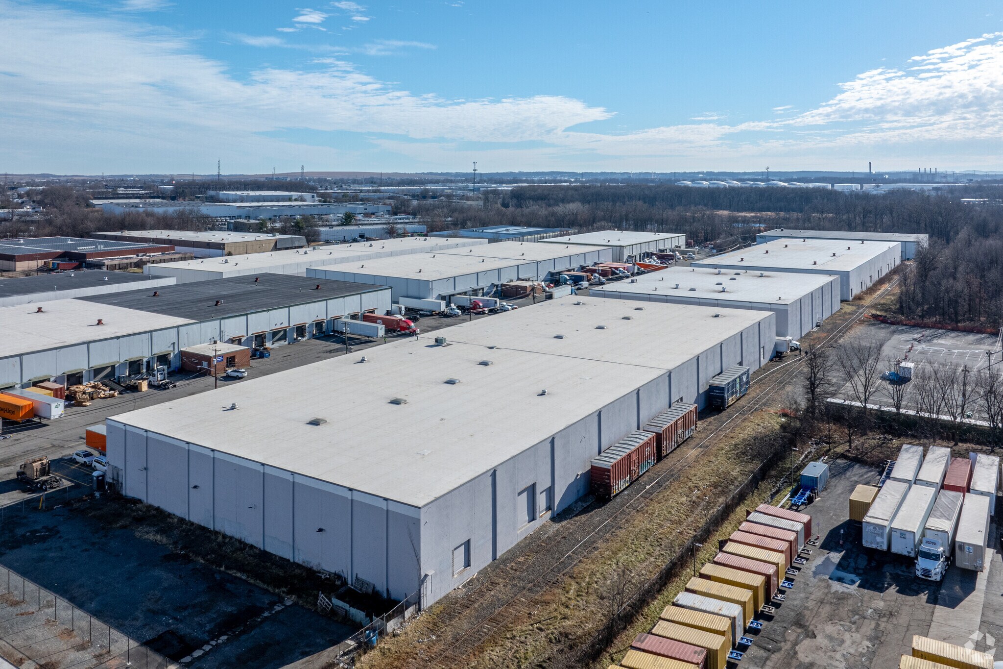 2 Terminal Way, Avenel, NJ for lease Building Photo- Image 1 of 6