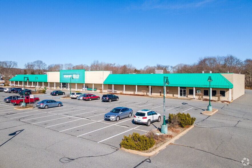 901 Boston Post Rd, Old Saybrook, CT for sale - Primary Photo - Image 1 of 1