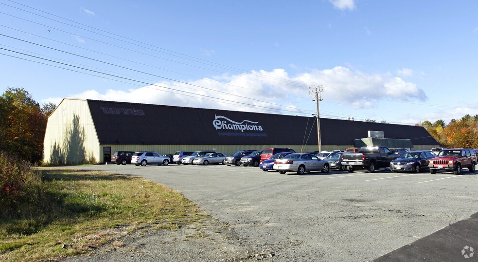 10-180 Elm Plz, Waterville, ME for lease - Building Photo - Image 2 of 23