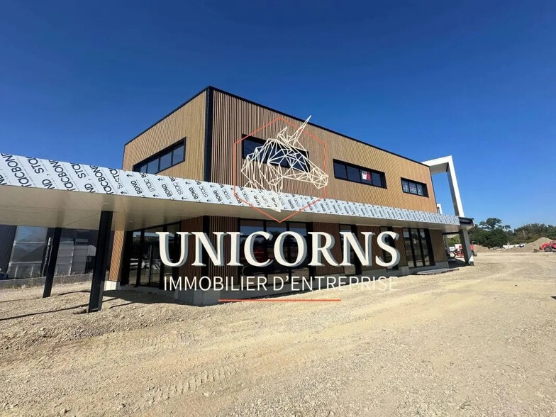 Retail in Pinsaguel for lease - Building Photo - Image 3 of 7