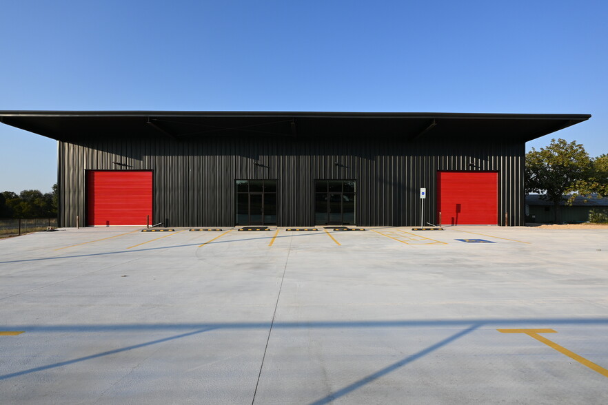 4272 FM 2484, Salado, TX for lease - Building Photo - Image 2 of 23