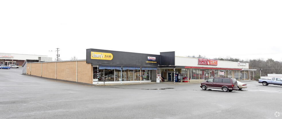 4014-4044 Chapman Hwy, Knoxville, TN for lease - Building Photo - Image 3 of 10