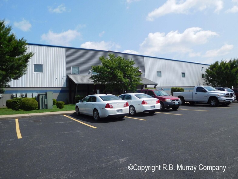 2030 N Alliance, Springfield, MO for sale - Building Photo - Image 1 of 1