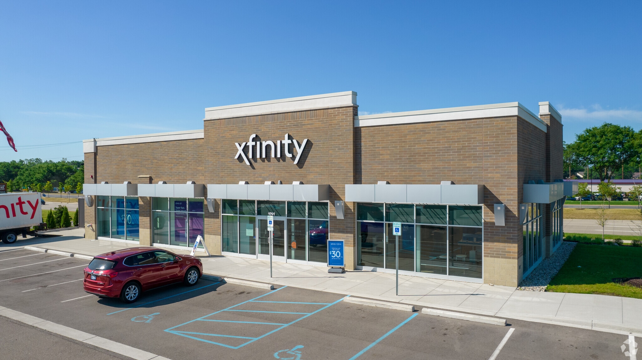 1991 S Telegraph Rd, Bloomfield Hills, MI for sale Primary Photo- Image 1 of 1