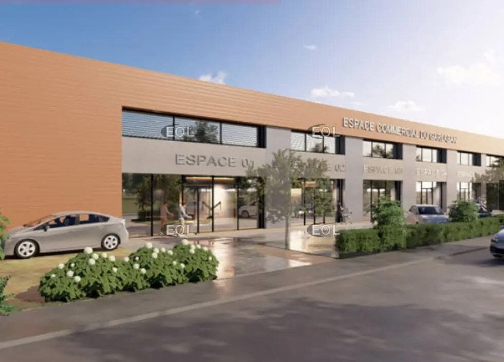 Flex in Roquevaire for lease Building Photo- Image 1 of 8