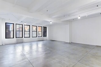 575 8th Ave, New York, NY for lease Building Photo- Image 2 of 5