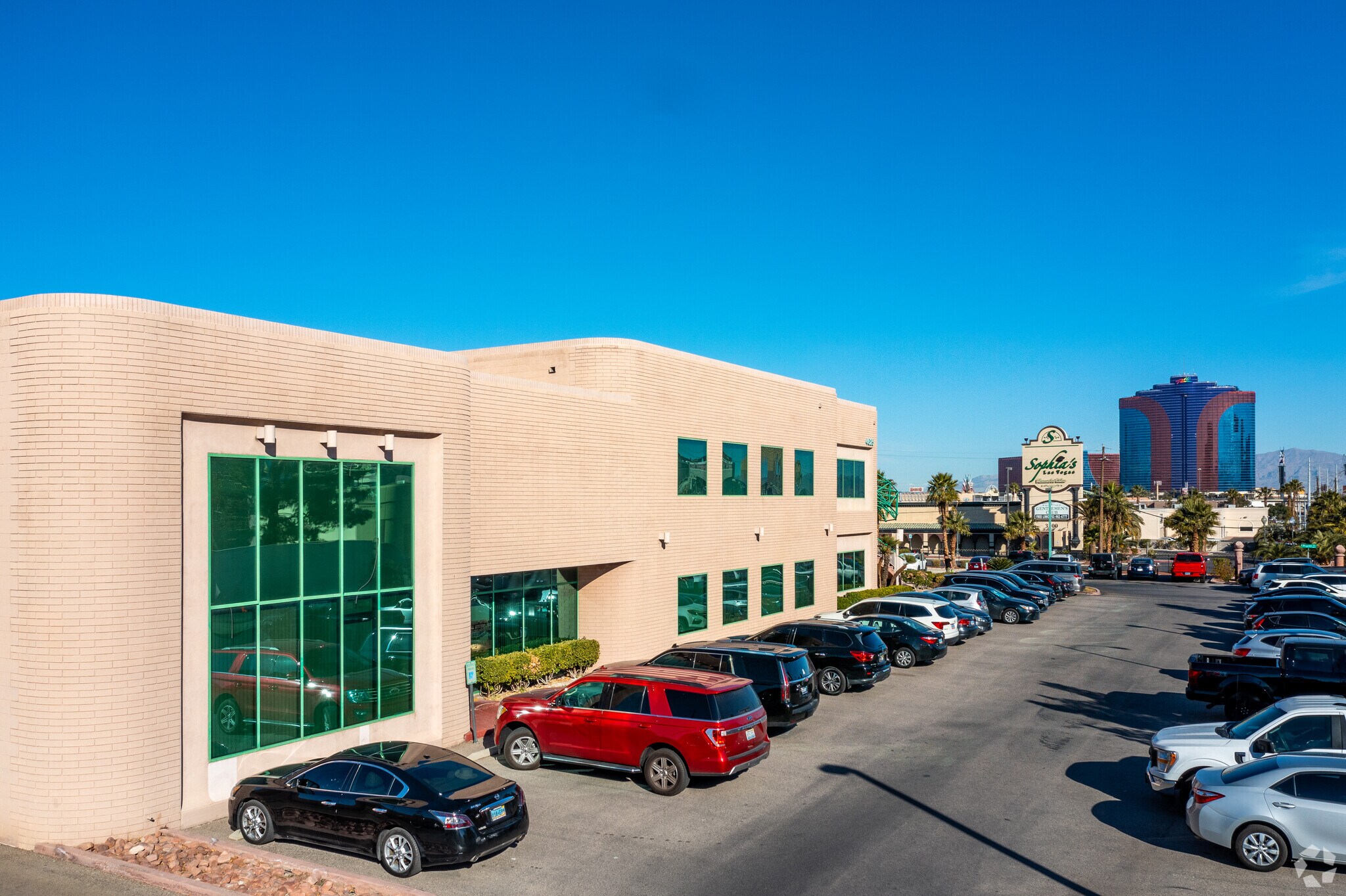 4625 Polaris Ave, Las Vegas, NV for lease Primary Photo- Image 1 of 6