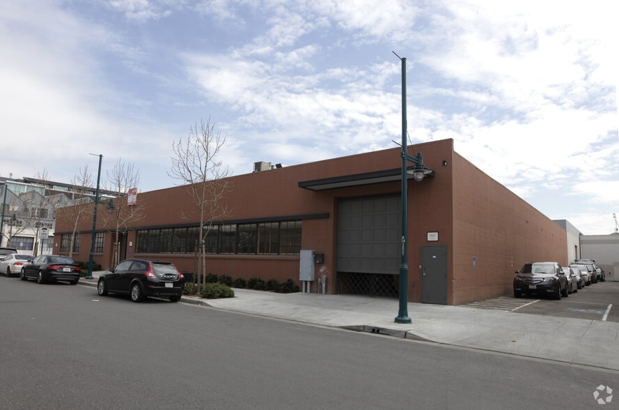 1461-1467 Park Ave, Emeryville, CA for lease - Building Photo - Image 2 of 9