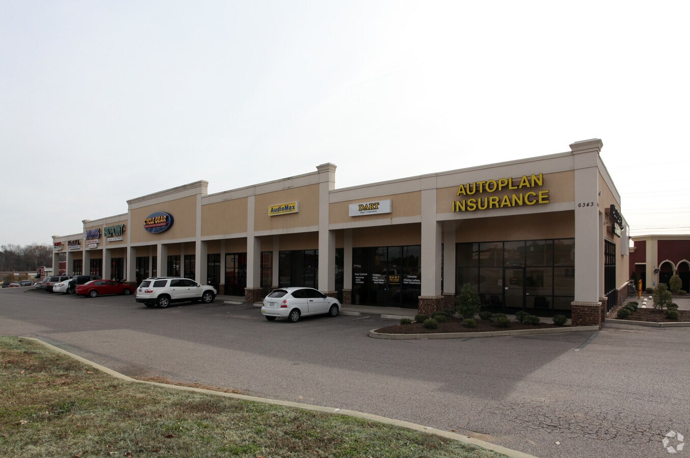 6343 Summer Ave, Memphis, TN 38134