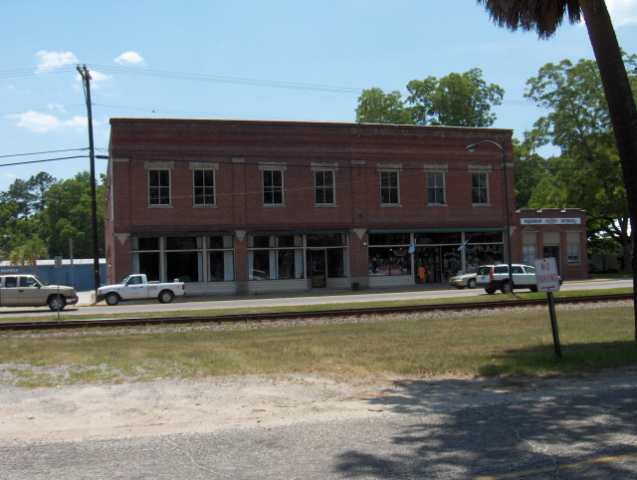 45 W Carolina Ave, Varnville, SC for sale - Primary Photo - Image 1 of 1