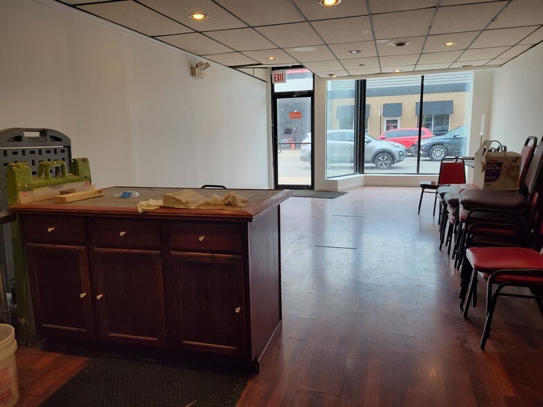 5349-5353 W Belmont Ave, Chicago, IL for sale - Building Photo - Image 3 of 11