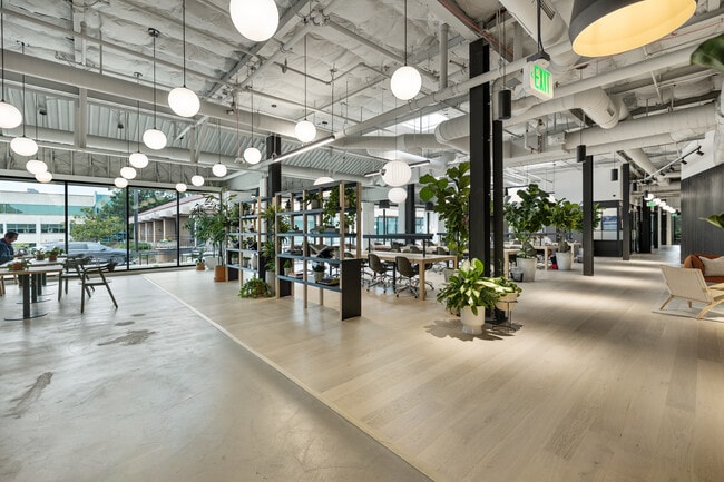 More details for 17190 Bernardo Center Dr, San Diego, CA - Coworking for Lease