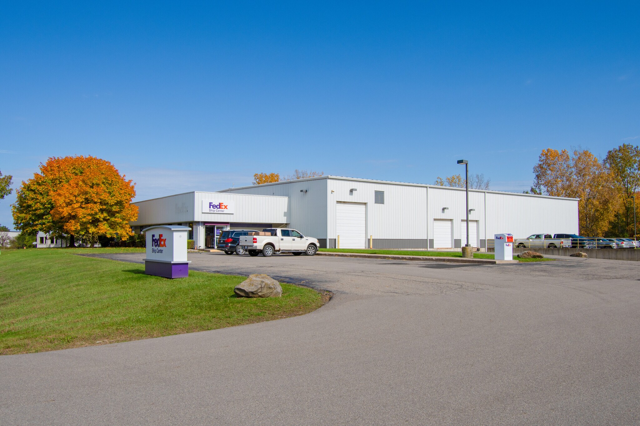 1051 Hurst Rd, Jackson, MI for sale Primary Photo- Image 1 of 1