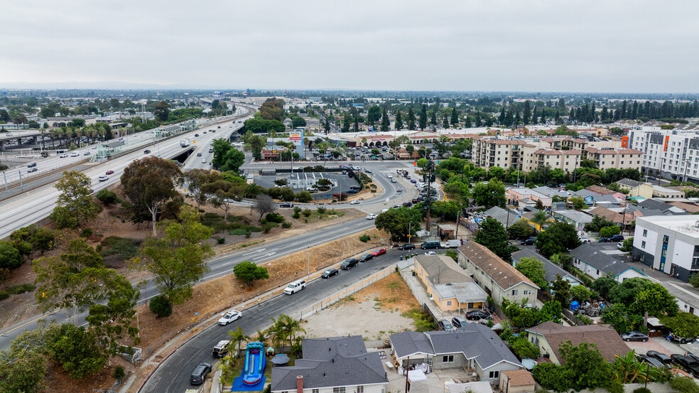 11709 Holmes Ave, Los Angeles, CA for sale - Building Photo - Image 3 of 4