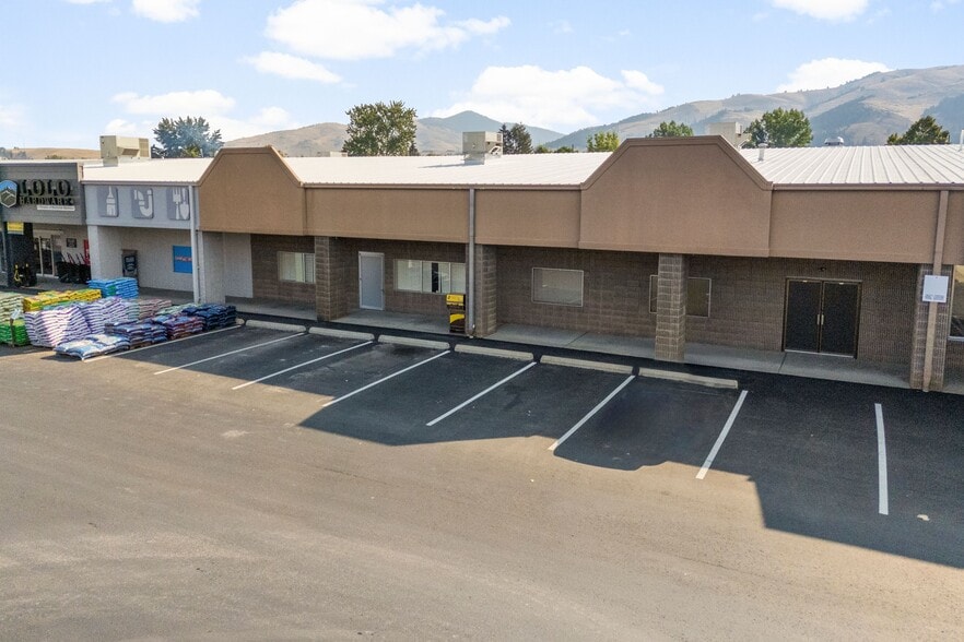 11300 U.S. 93 S, Lolo, MT for sale - Building Photo - Image 1 of 13