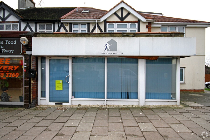 218 Woodhouse Rd, London for sale - Building Photo - Image 2 of 4