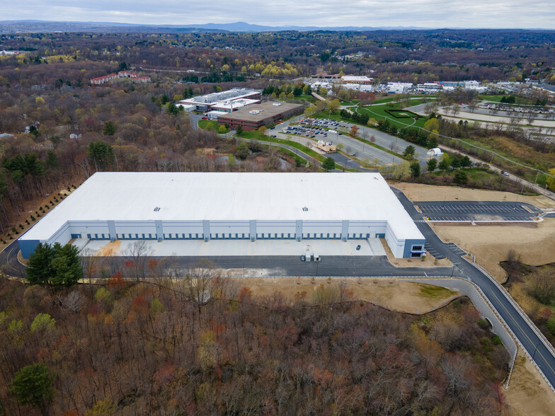 384-386 South St, Shrewsbury, MA for lease - Building Photo - Image 1 of 16