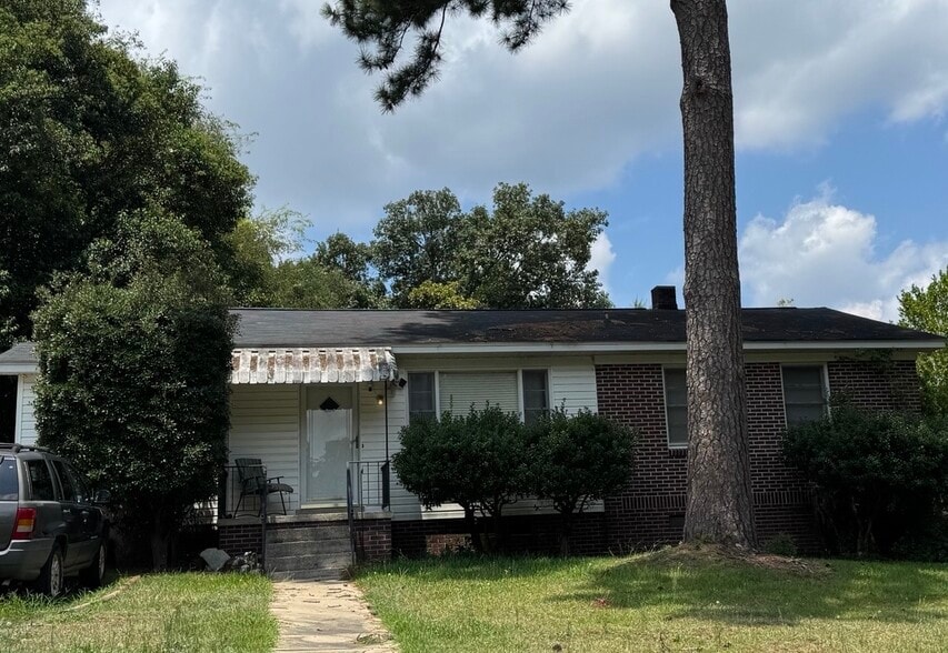 Columbia Single Family Home Portfolio portfolio of 3 properties for sale on LoopNet.com - Building Photo - Image 3 of 3