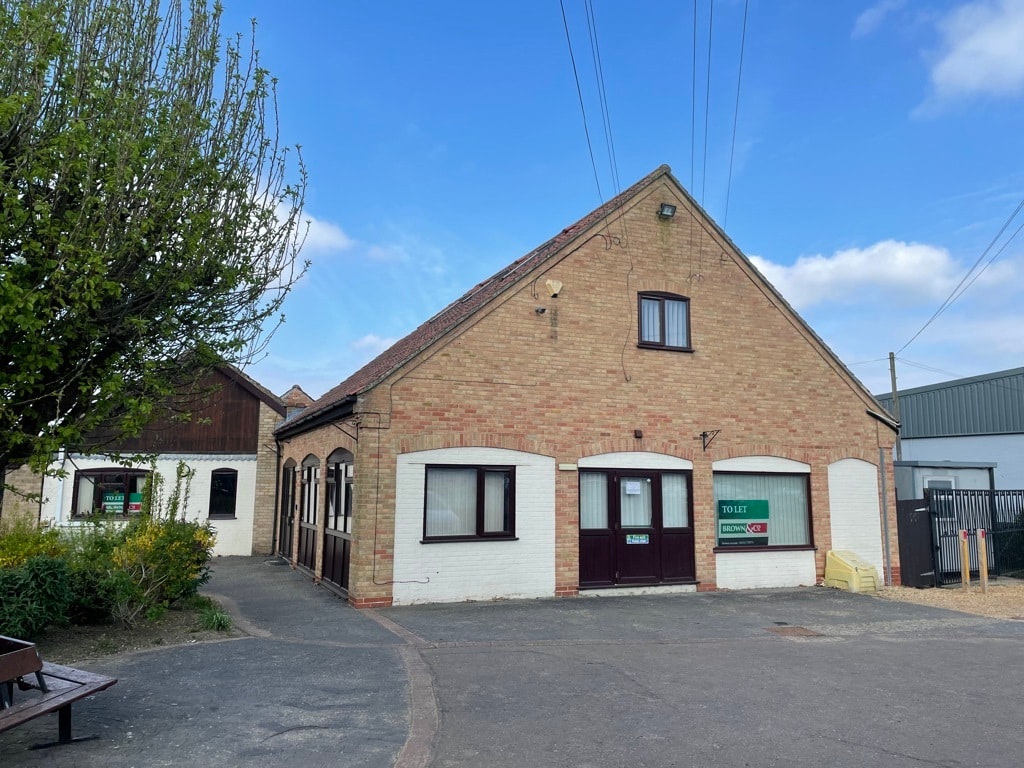 15 Paradise Rd, Downham Market for lease Building Photo- Image 1 of 3