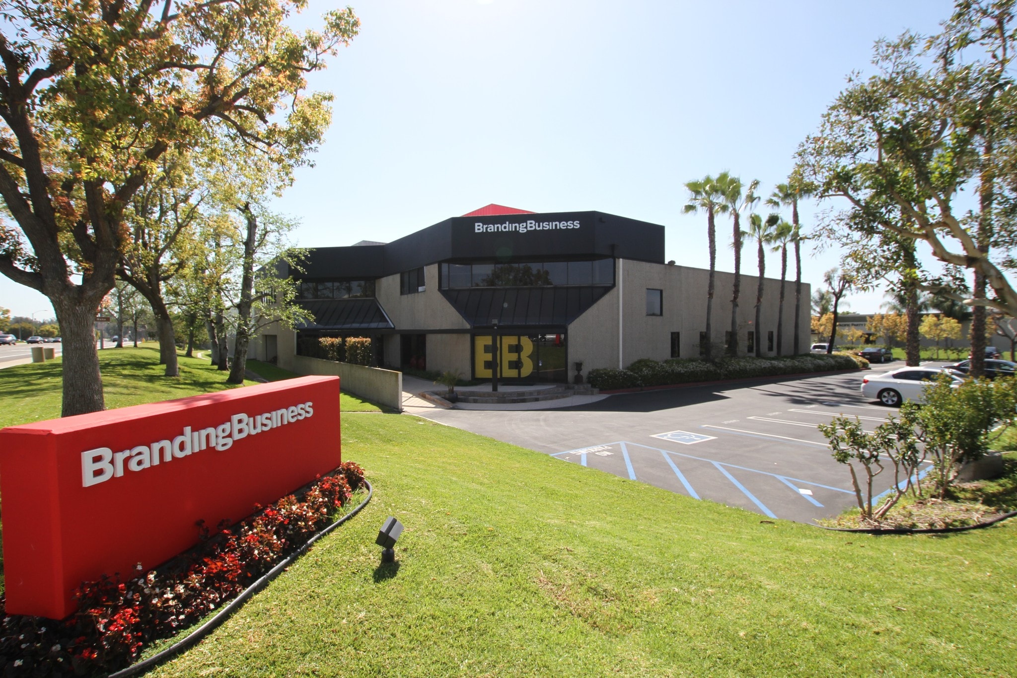 1 Wrigley Ave, Irvine, CA for lease Primary Photo- Image 1 of 12