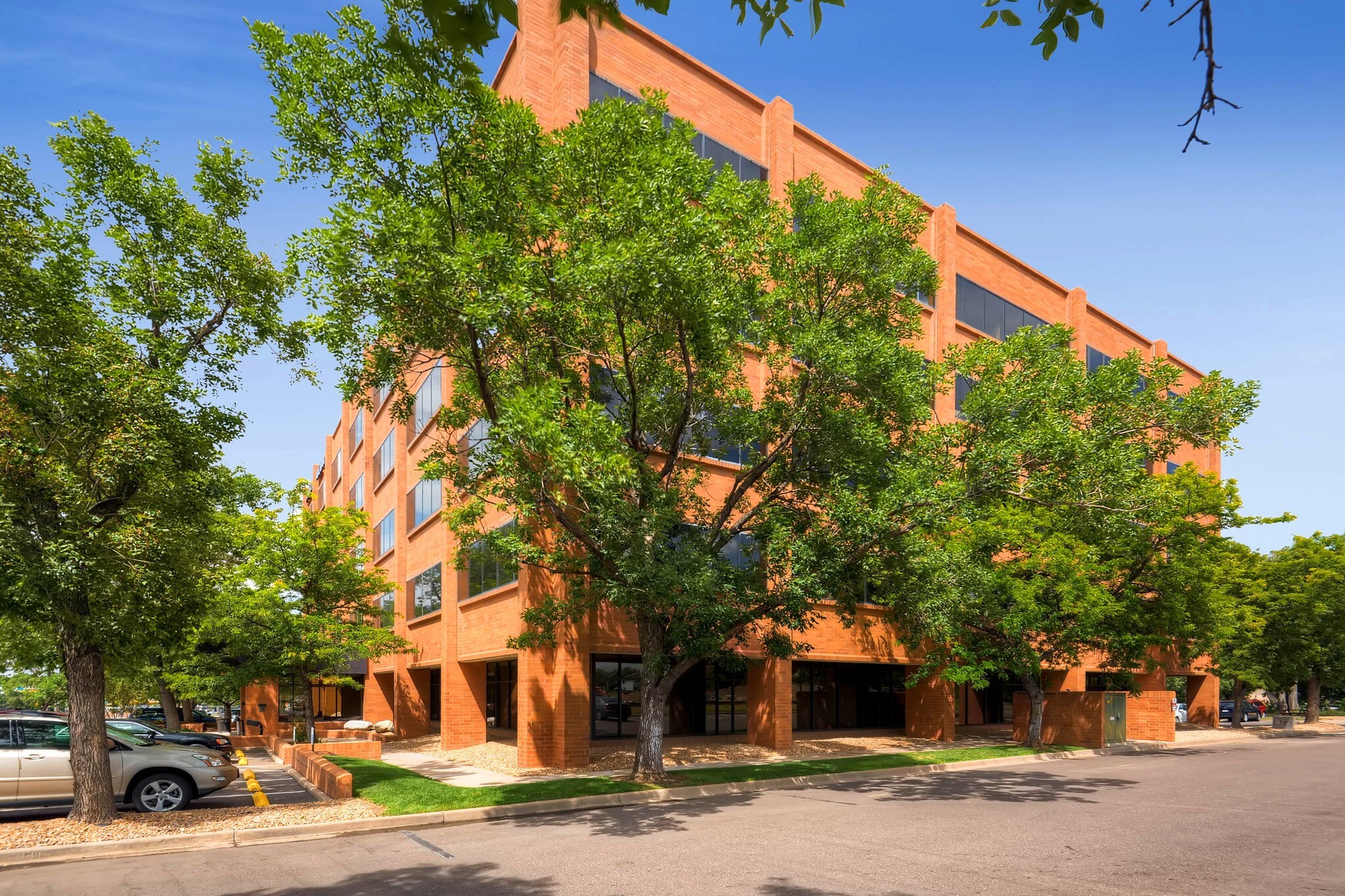 11990 N Grant St, Northglenn, CO 80233 Office Evolution MetroNorth