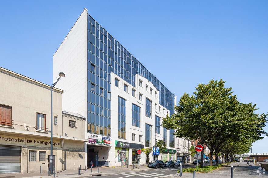 221 Avenue Du Président Wilson, Saint-Denis for lease - Primary Photo - Image 1 of 3