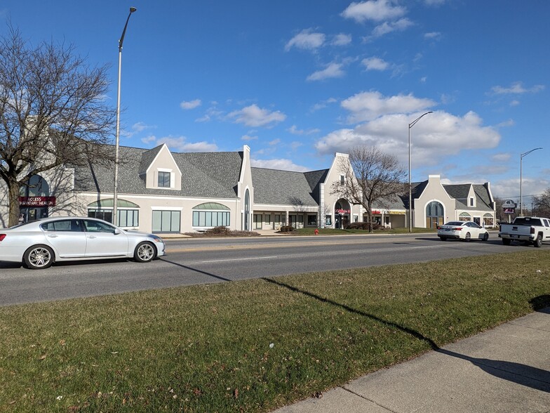 530-558 E 162nd St, South Holland, IL for sale - Building Photo - Image 1 of 5