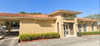 Doral Pointe Shopping Center - Drive Through Restaurant