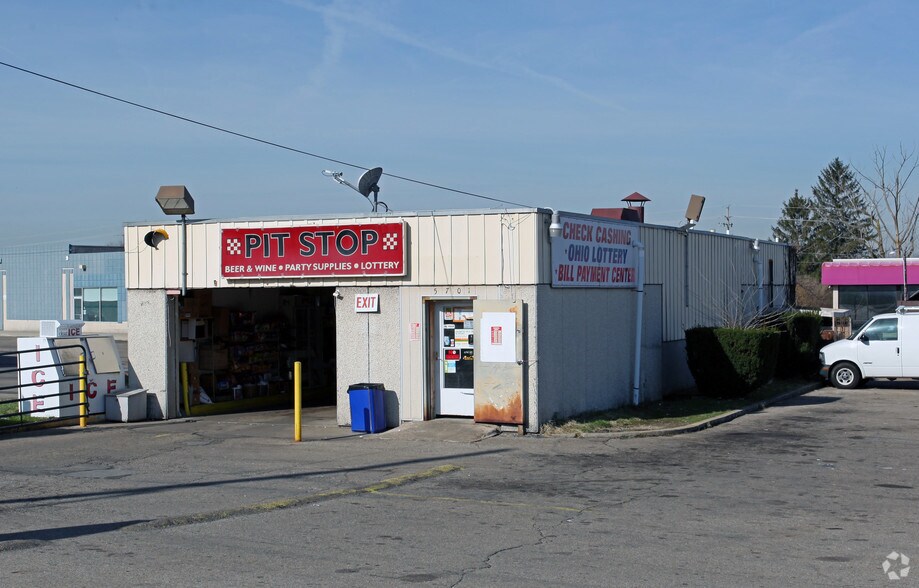 5701 Old Troy Pike, Huber Heights, OH 45424