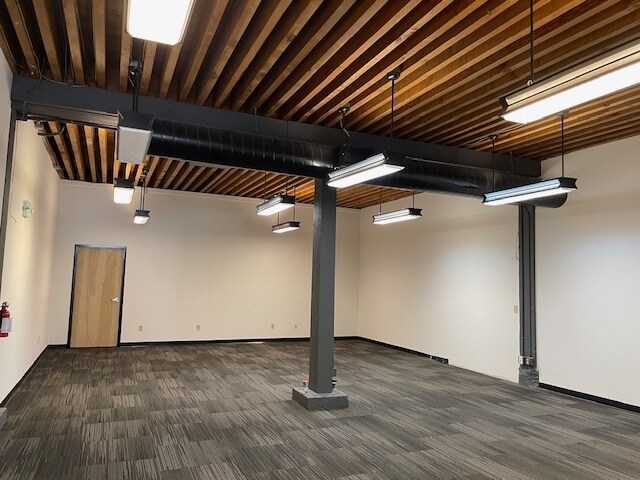 215 W 4th St, Vancouver, WA for lease Interior Photo- Image 1 of 3