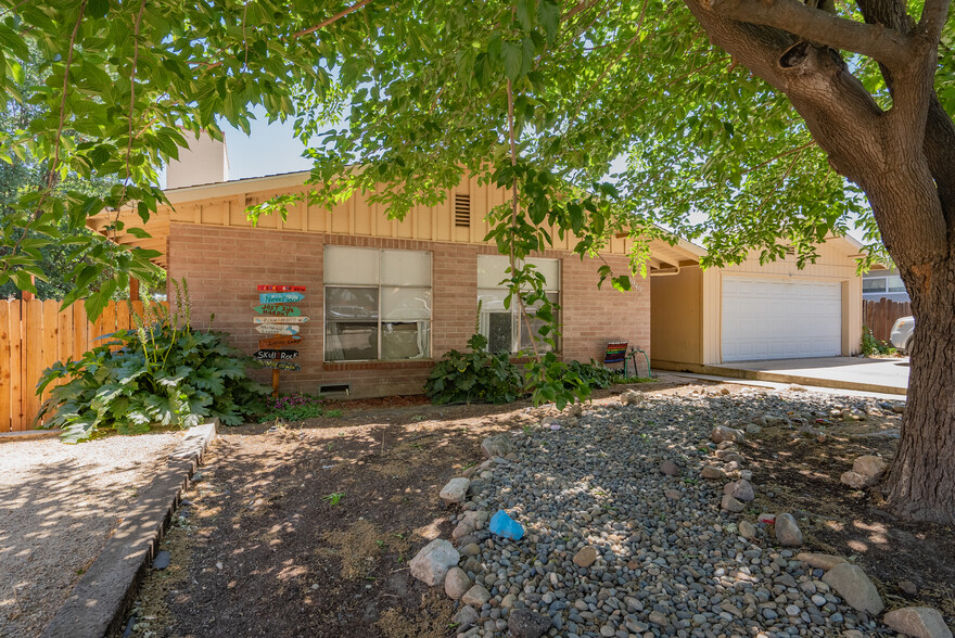 2940 Oak St, Paso Robles, CA for sale - Primary Photo - Image 1 of 1