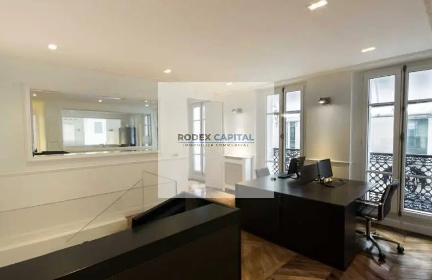 Retail in Paris for lease - Building Photo - Image 3 of 5