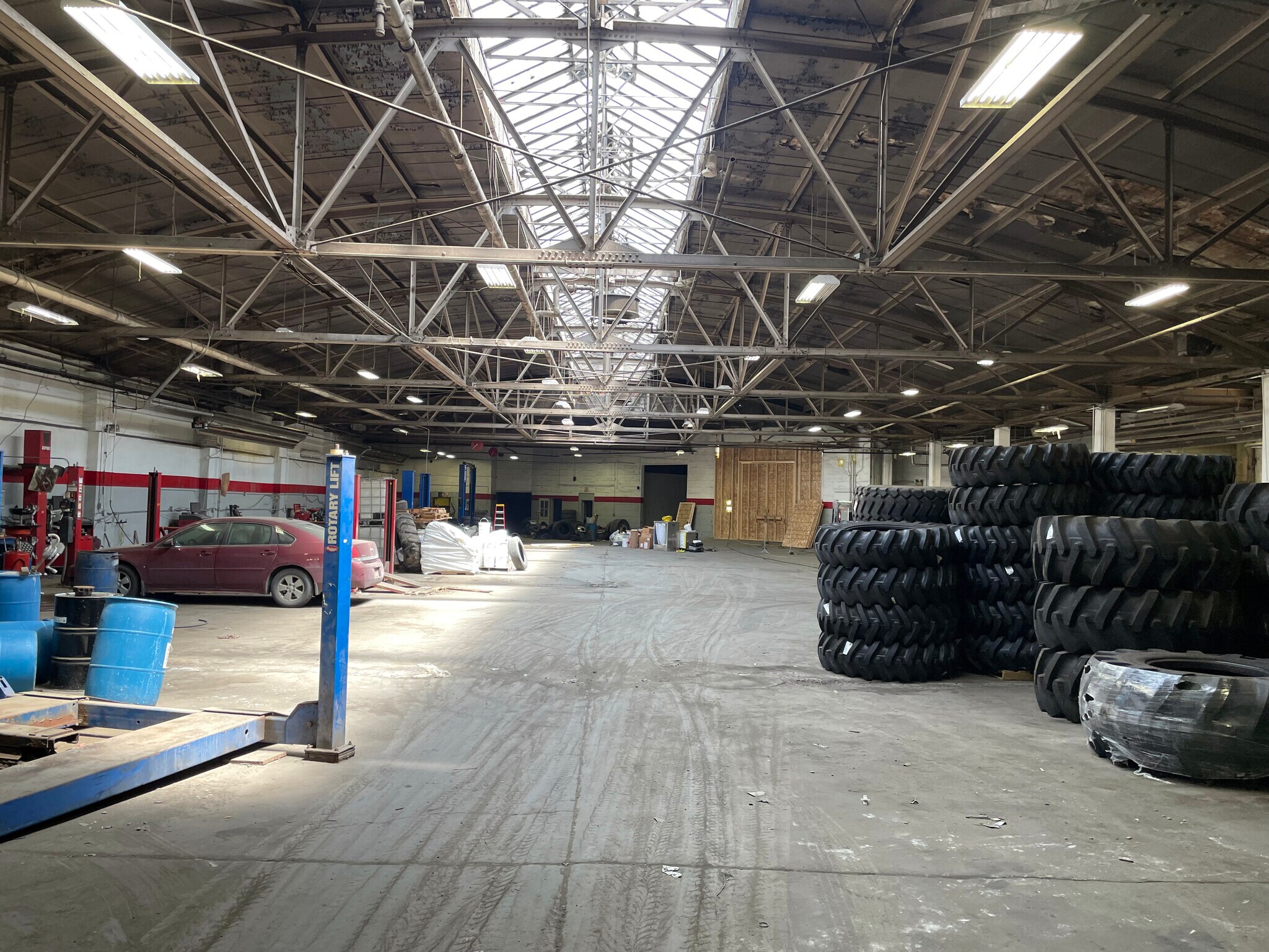 980 Broadway, Albany, NY for sale Interior Photo- Image 1 of 1