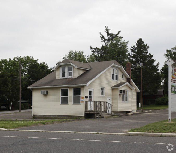 Hopewell Township Automotive  and Office portfolio of 2 properties for sale on LoopNet.com - Building Photo - Image 2 of 2