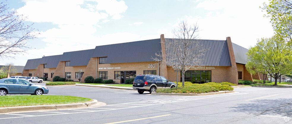 2601 N Rolling Rd, Windsor Mill, MD for lease - Building Photo - Image 1 of 21