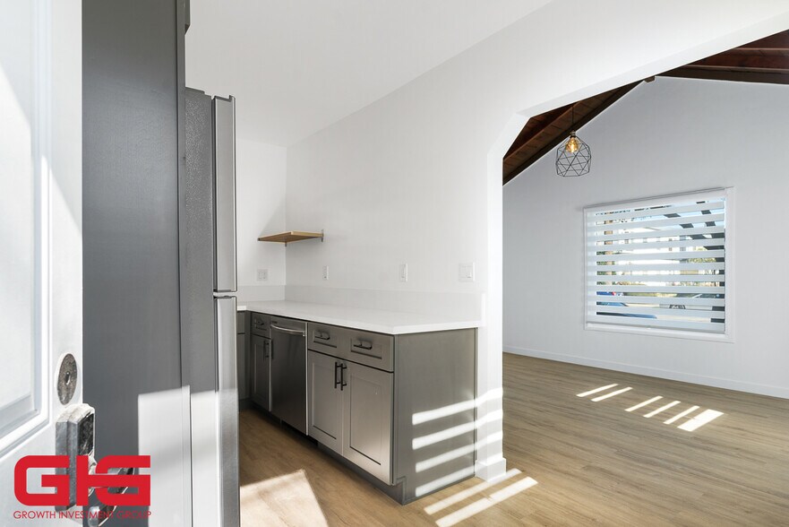 411-417 N Euclid Ave, Pasadena, CA for sale - Building Photo - Image 3 of 52